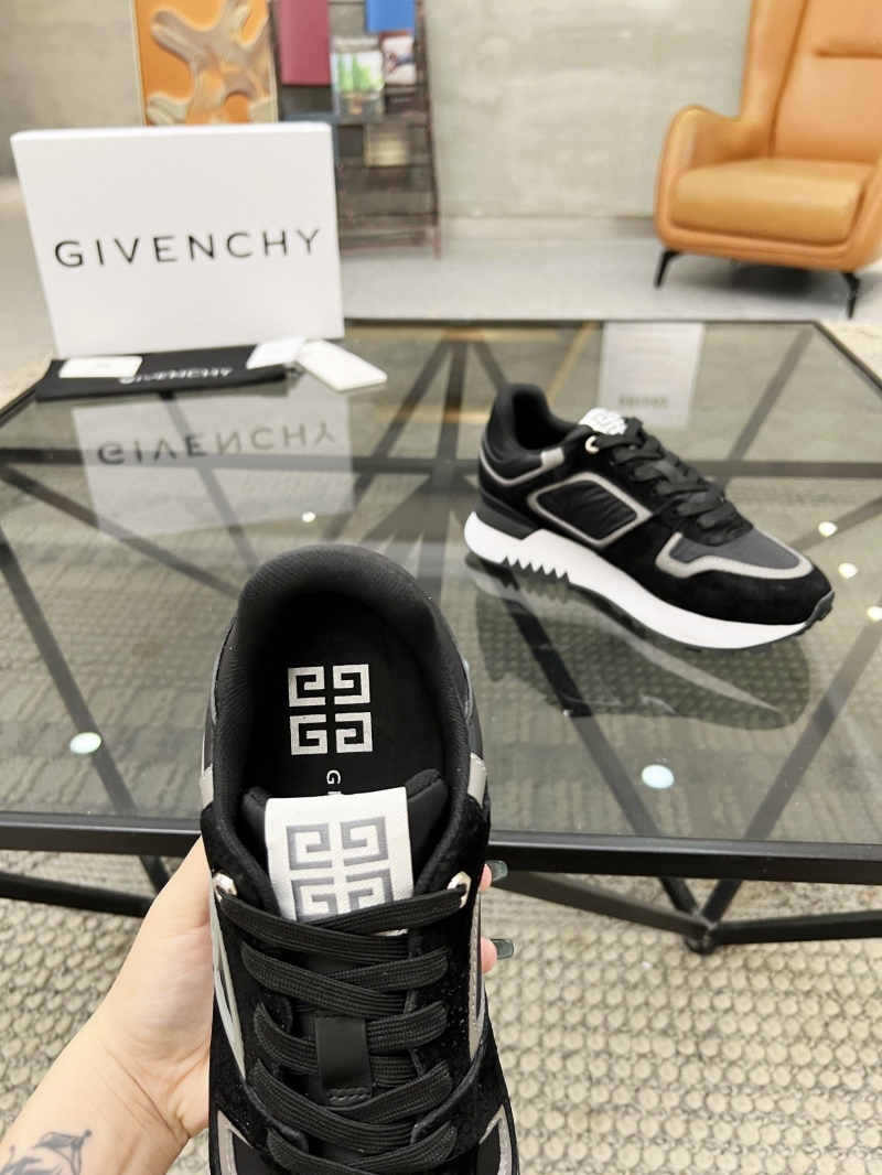 Givenchy Sneakers